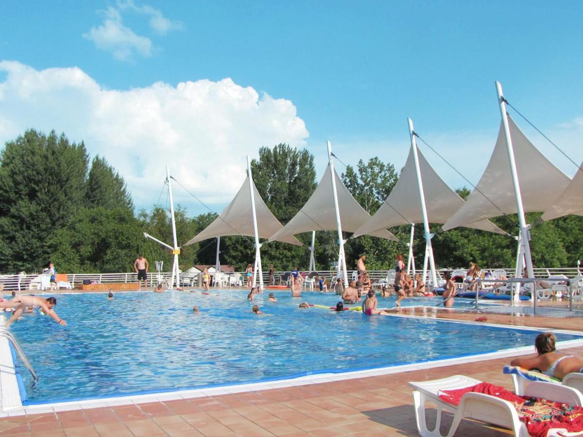 Holiday Home Balatontourist Fuered-3 By Interhome Balatonfured Luaran gambar