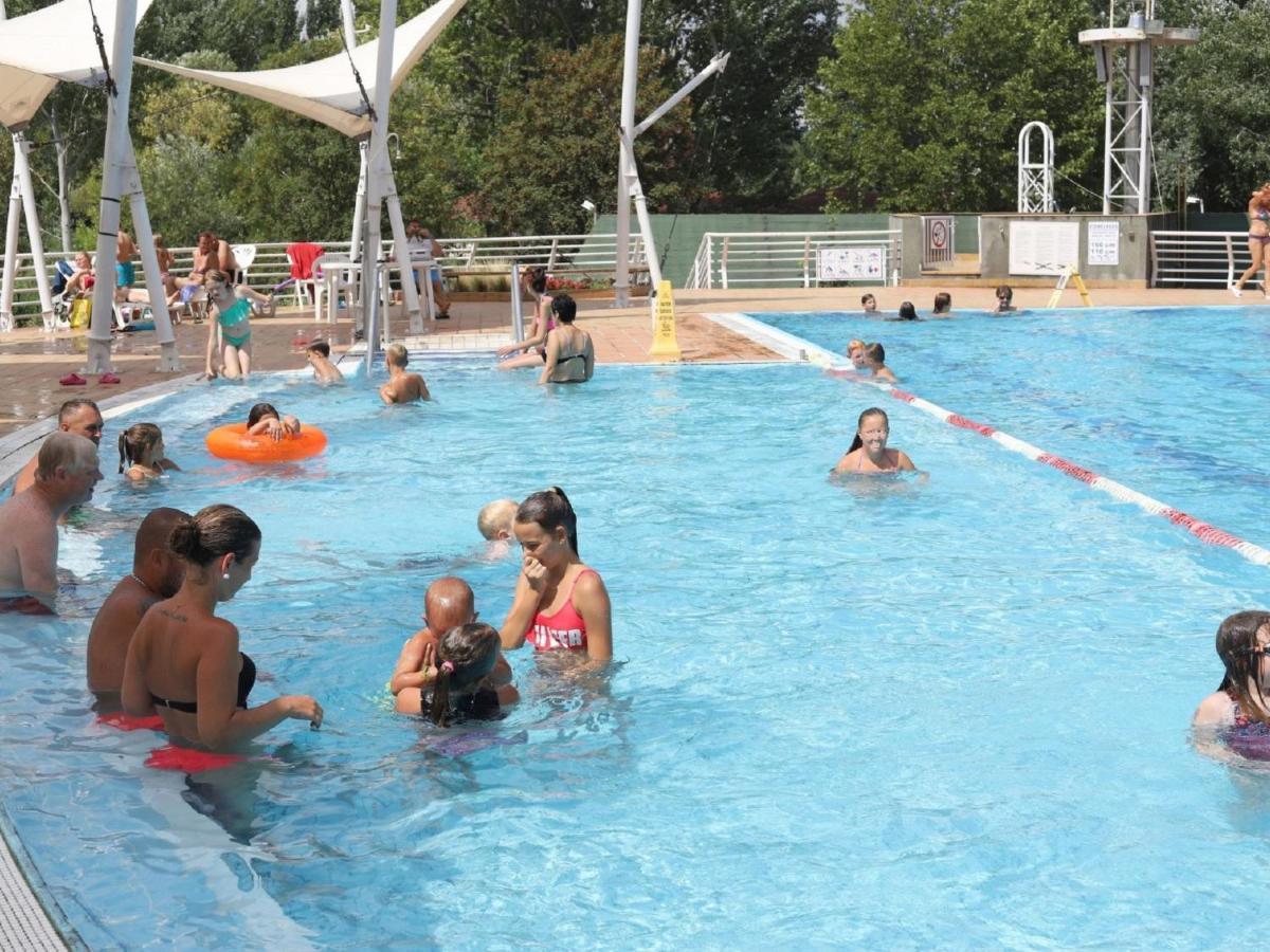 Holiday Home Balatontourist Fuered-3 By Interhome Balatonfured Luaran gambar