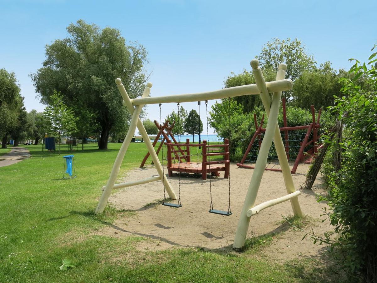 Holiday Home Balatontourist Fuered-3 By Interhome Balatonfured Luaran gambar